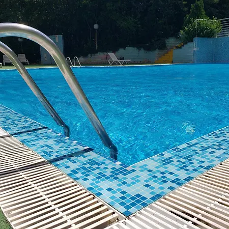 Wavetower Золотые Пески