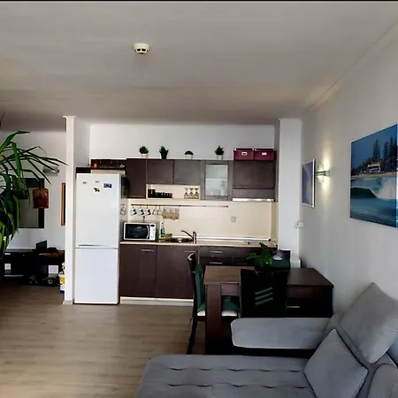 Wavetower * غولدن ساندز