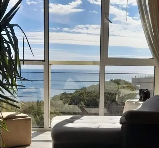 Wavetower Goldstrand